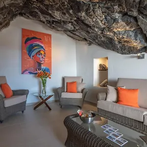  Hébergement de vacances Spectacular Cave With Two Large Terraces Espagne
